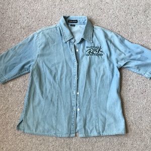 3/$25💜Denim Slippery Rock University shirt size M